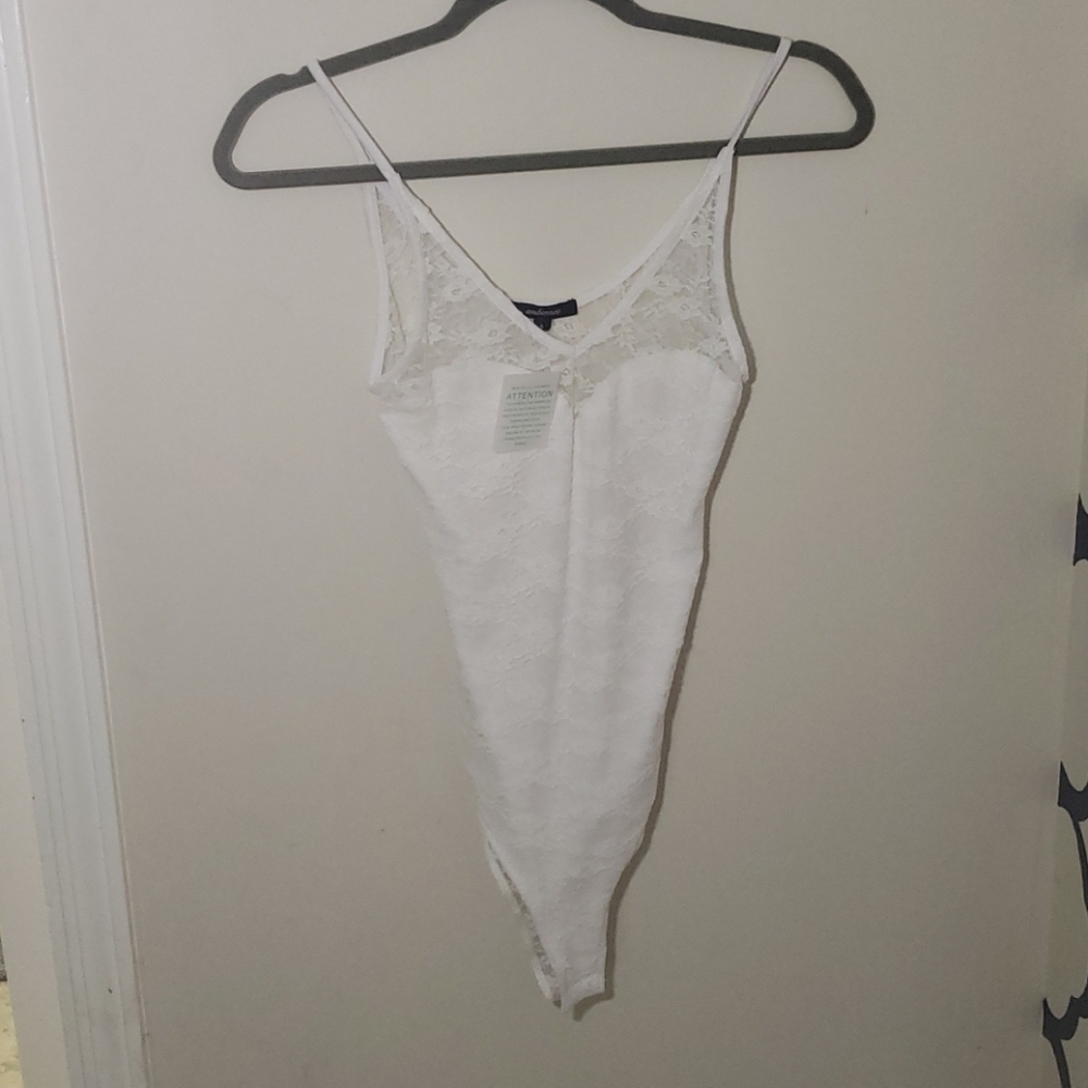 White lace bodysuit size small brand new